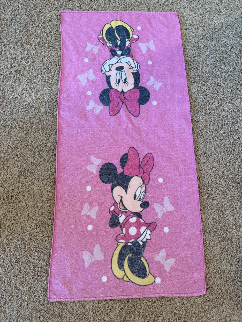 Disney Minnie Mouse Beach Towel
